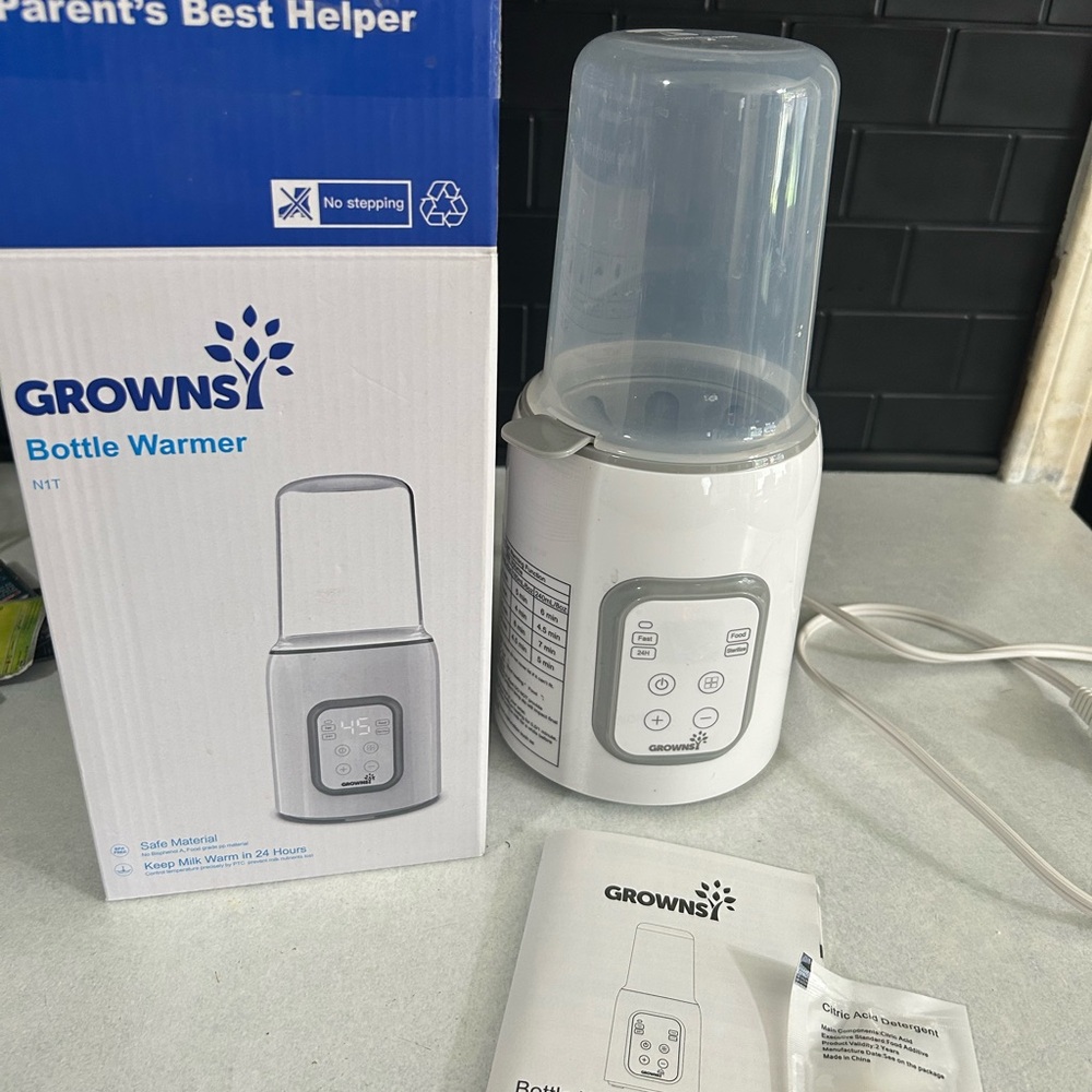 GROWNSY Bottle Warmer in White and Gray